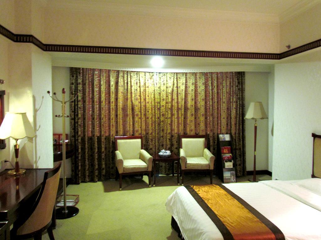 W.Y. Lera Hotel Kanton Exteriér fotografie