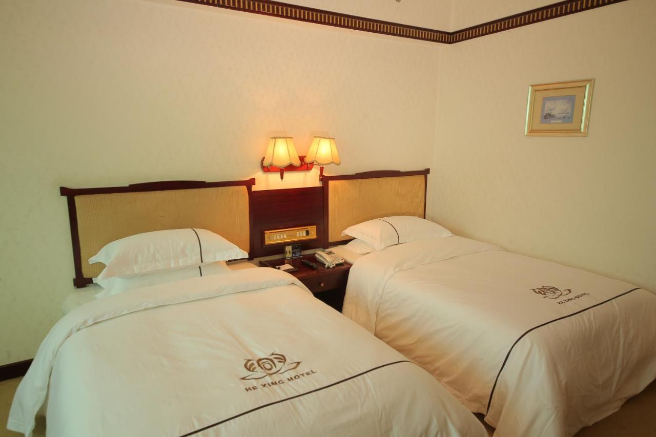 W.Y. Lera Hotel Kanton Exteriér fotografie